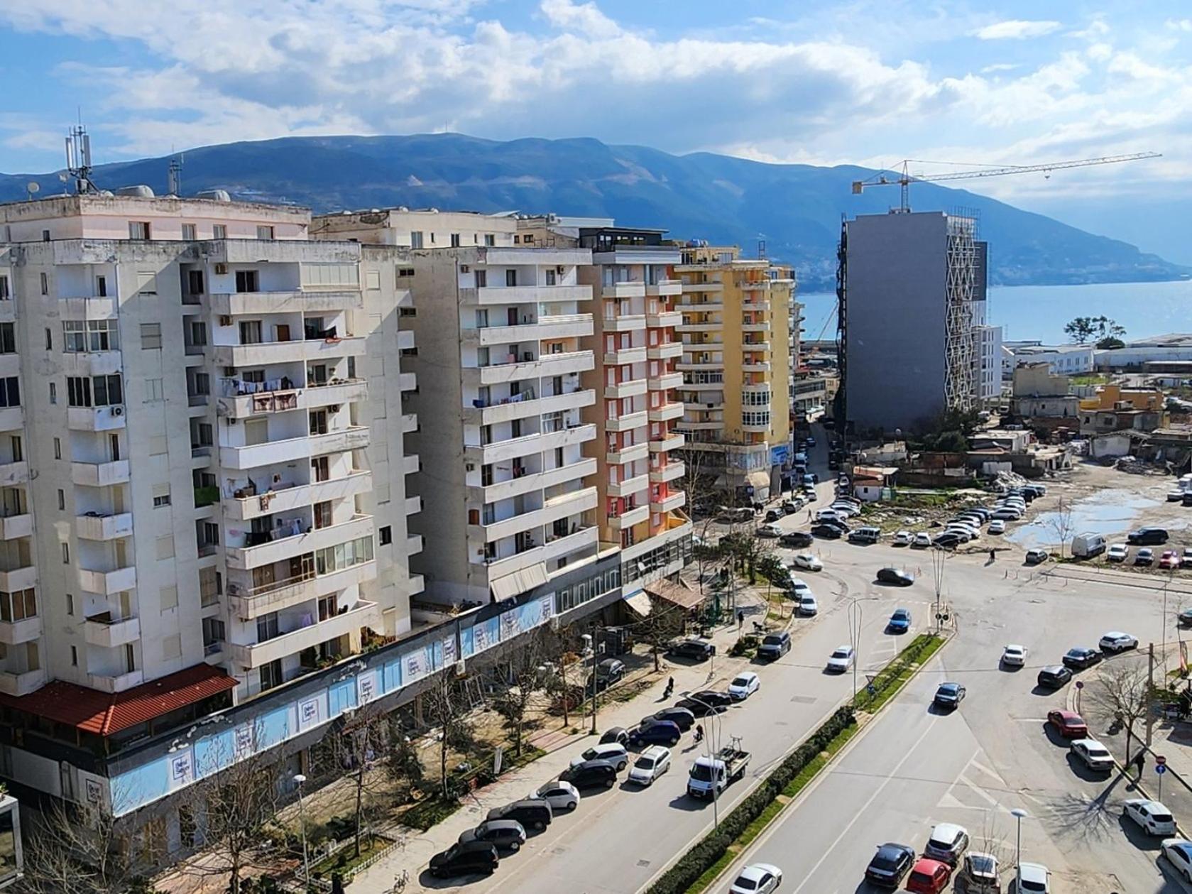 Avalona 2
